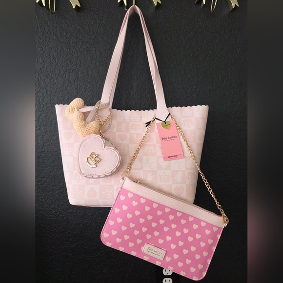 Juicy Couture Handbags - NWT Juicy Couture Sweet Break Time Tote 2 In 1